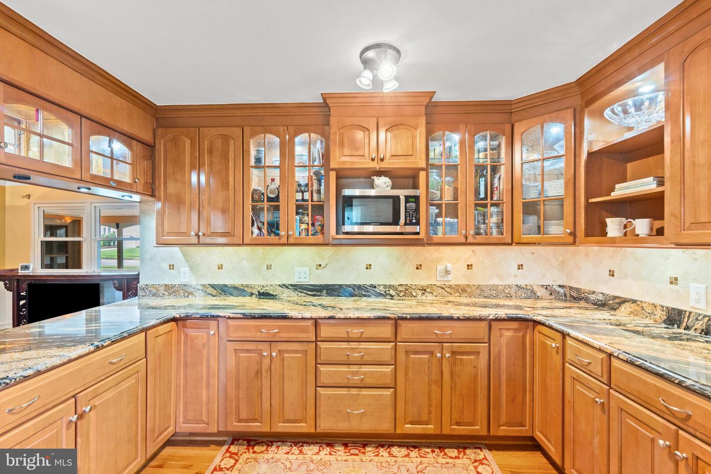 8601 Wagon Wheel Rd Property Photo 6