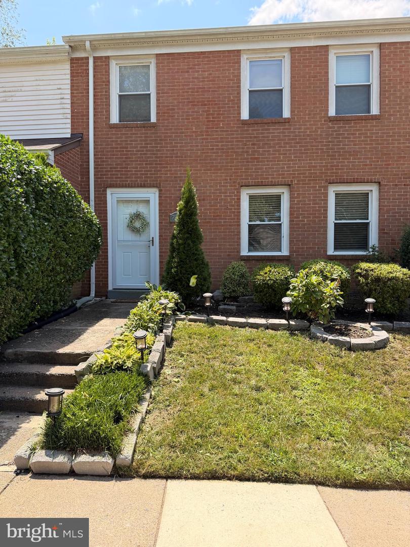 7735 Matisse Way Property Photo 1
