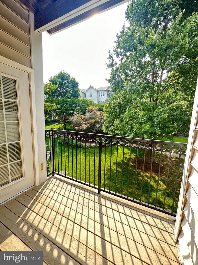 1580 SPRING GATE DR #4216 Property Photo 1