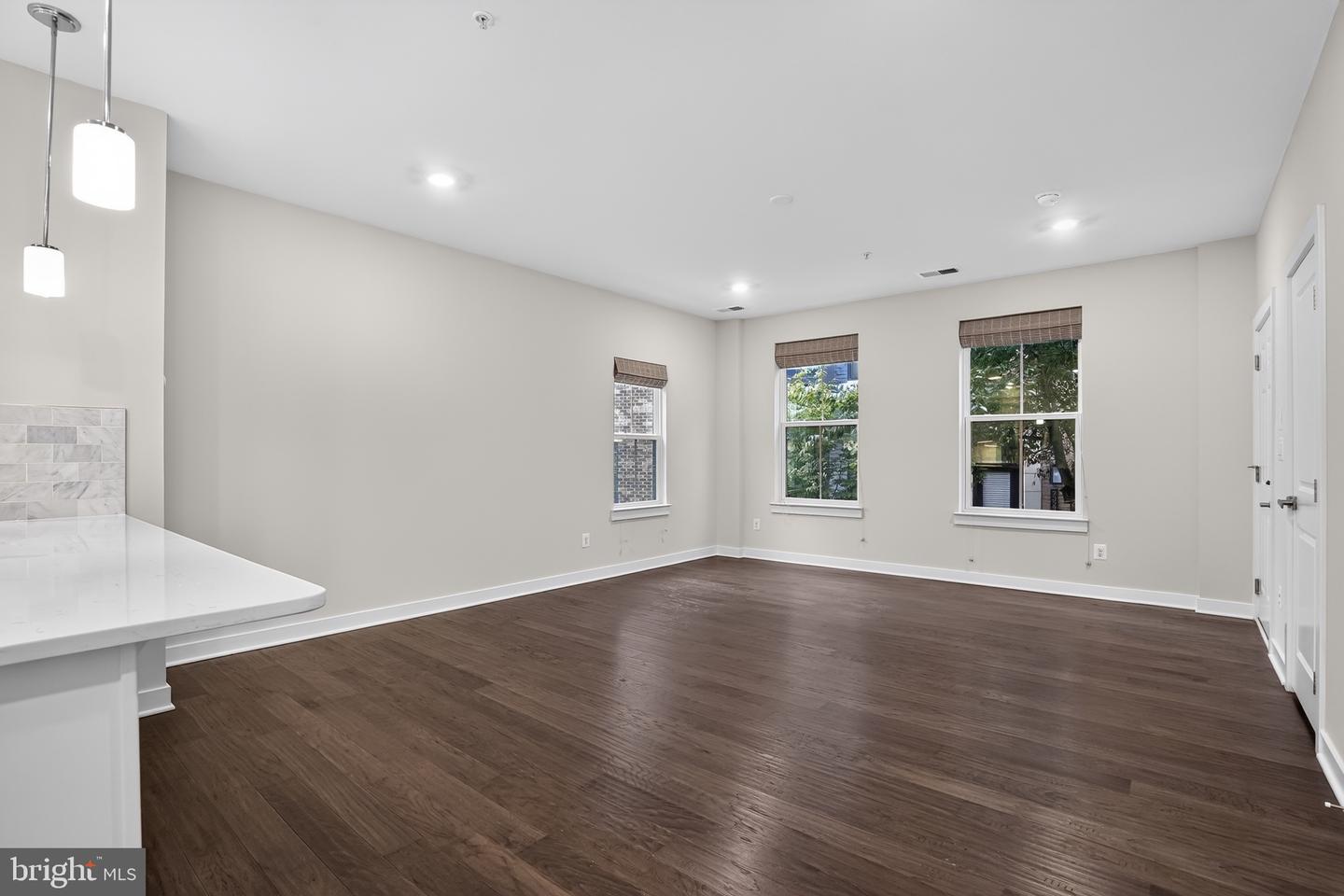 13246 Lake Woodland Way #5a Property Photo 6