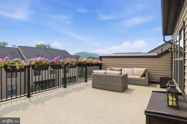 12331 Yellow Buckeye Way Property Photo 27