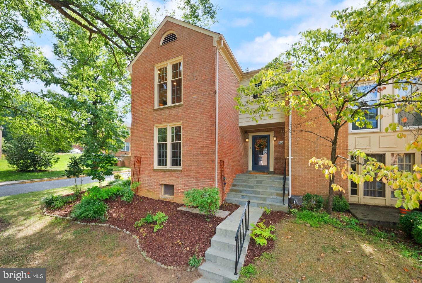 2024 Highboro Way Property Photo 1