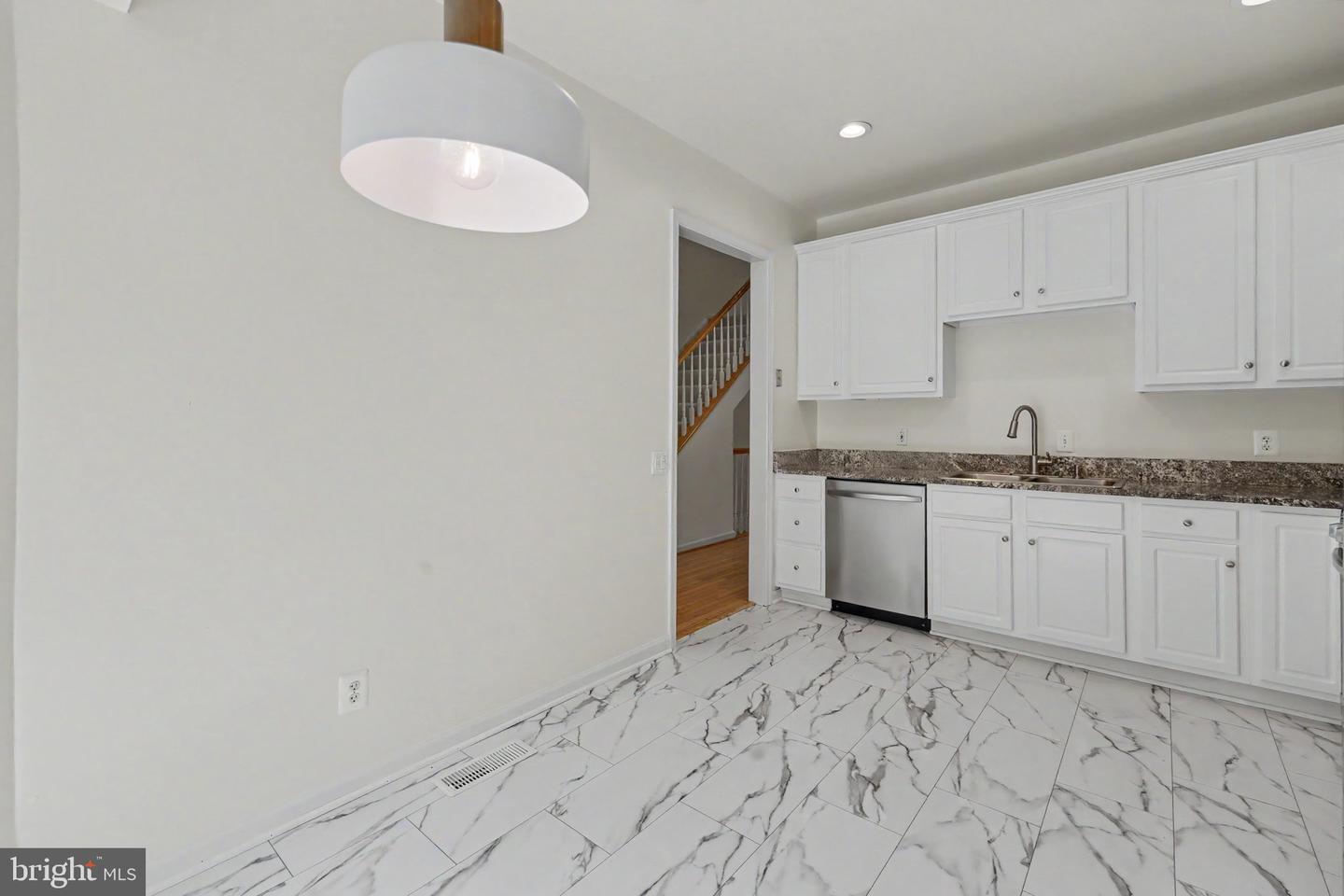 5438 Summer Leaf Ln Property Photo 9