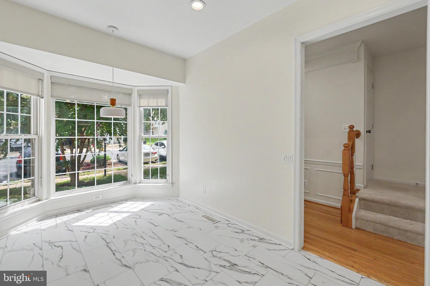 5438 Summer Leaf Ln Property Photo 10