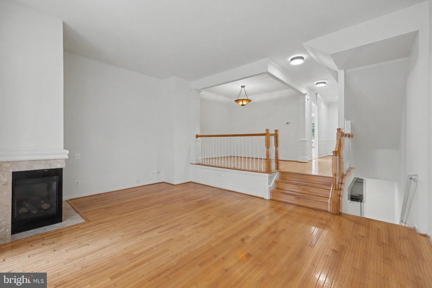 5438 Summer Leaf Ln Property Photo 16