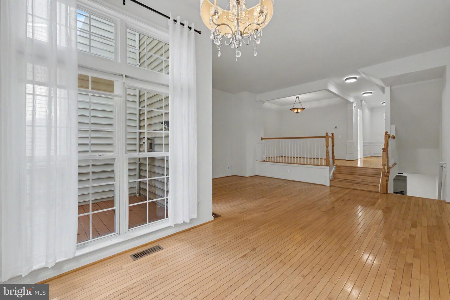 5438 Summer Leaf Ln Property Photo 20