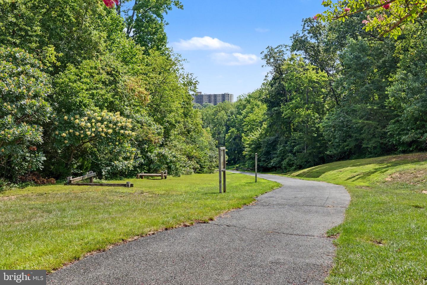 5438 Summer Leaf Ln Property Photo 50