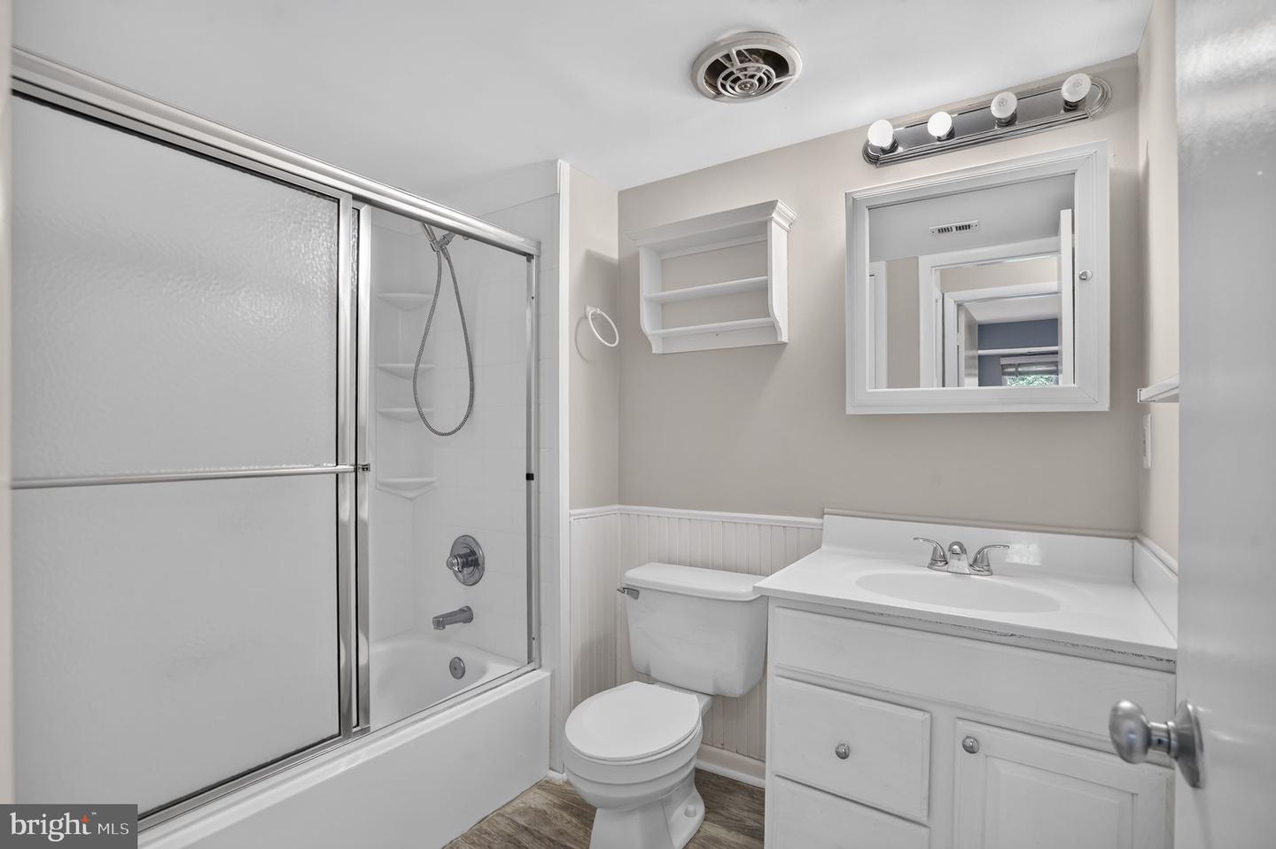 10330 Luria Commons Ct #2e Property Photo 43