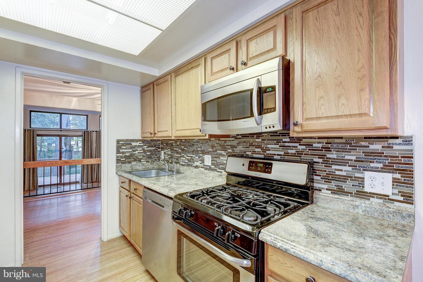 1502 Farsta Ct Property Photo 6