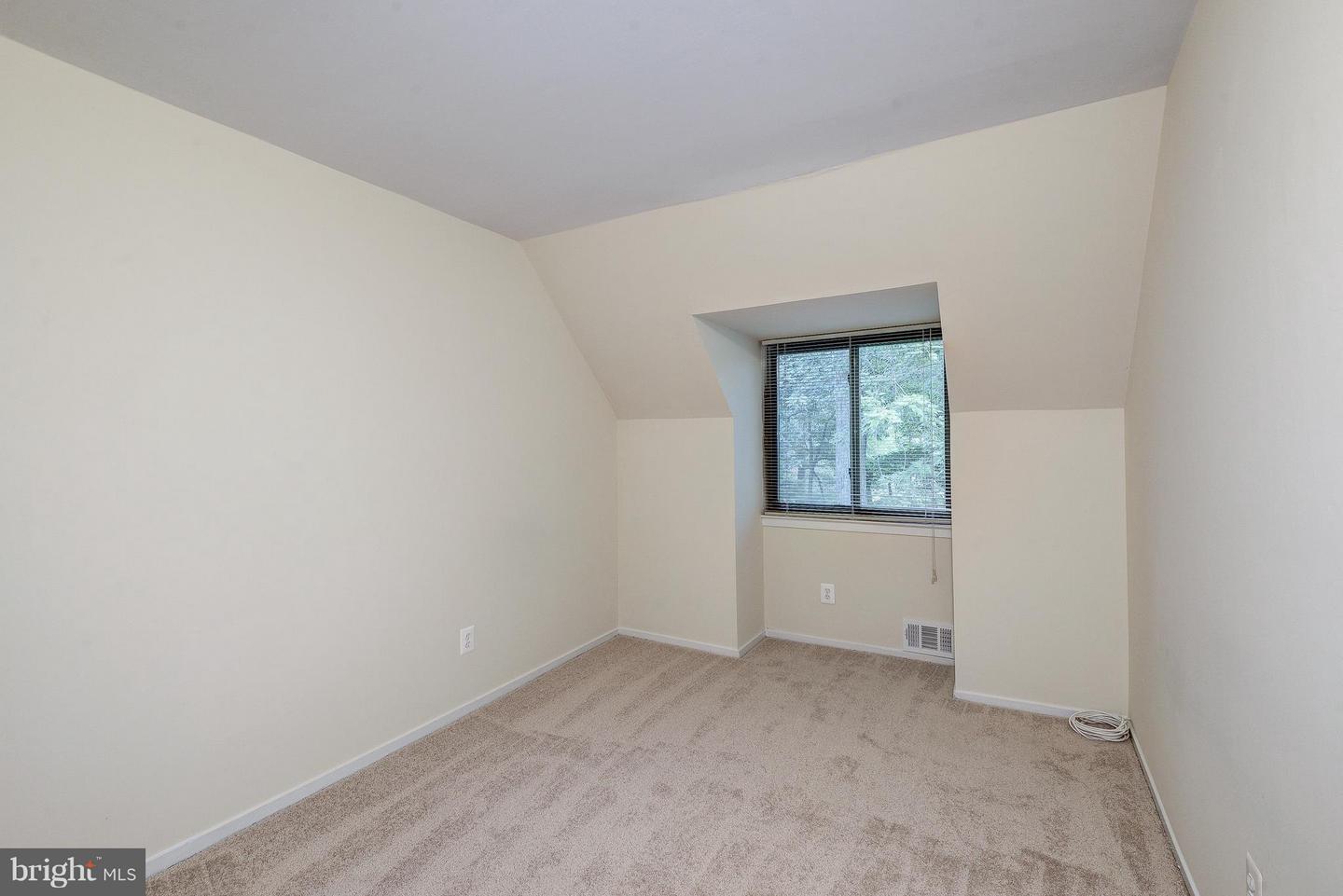 1502 Farsta Ct Property Photo 17