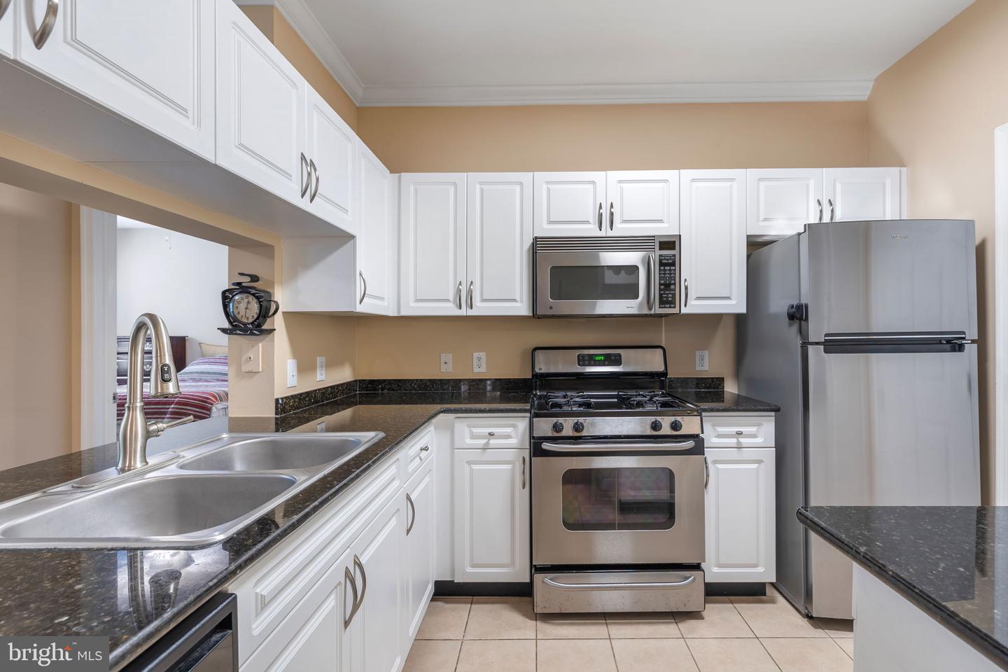 12909 Centre Park Cir #104 Property Photo 4