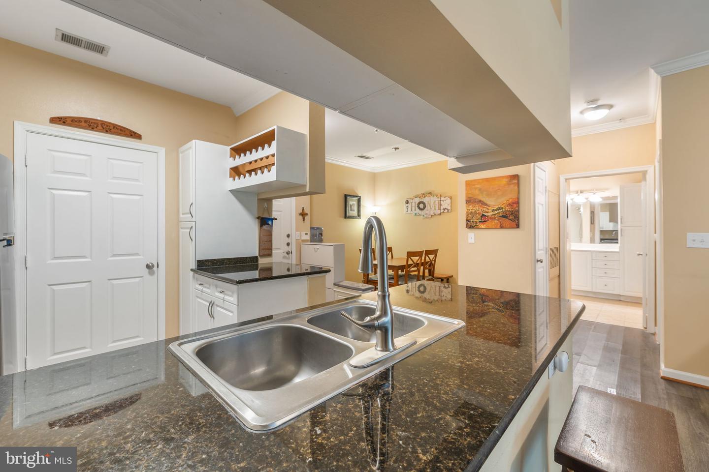 12909 Centre Park Cir #104 Property Photo 5