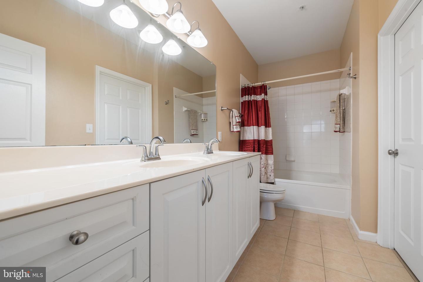 12909 Centre Park Cir #104 Property Photo 13