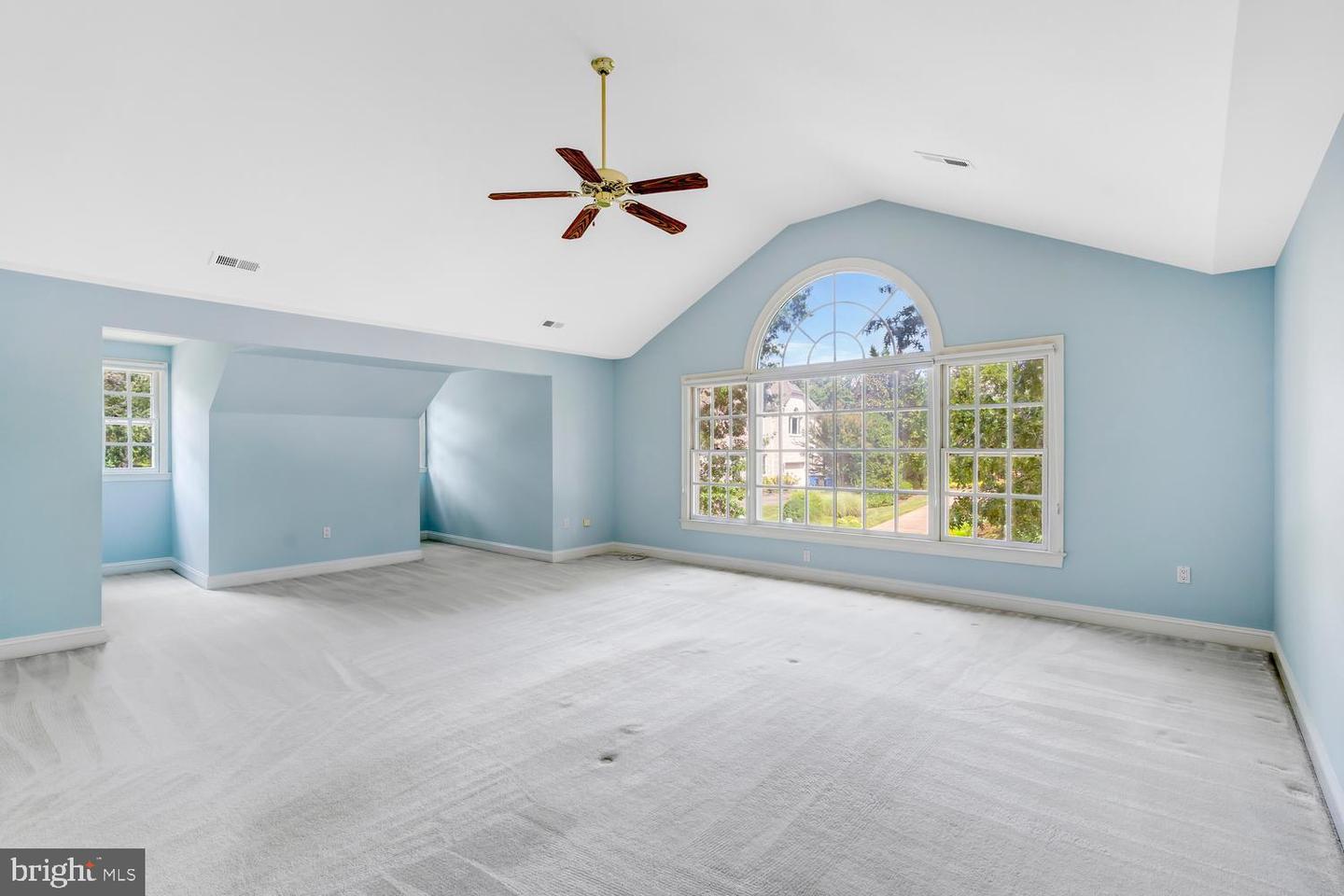 9400 Ludgate Dr Property Photo 31