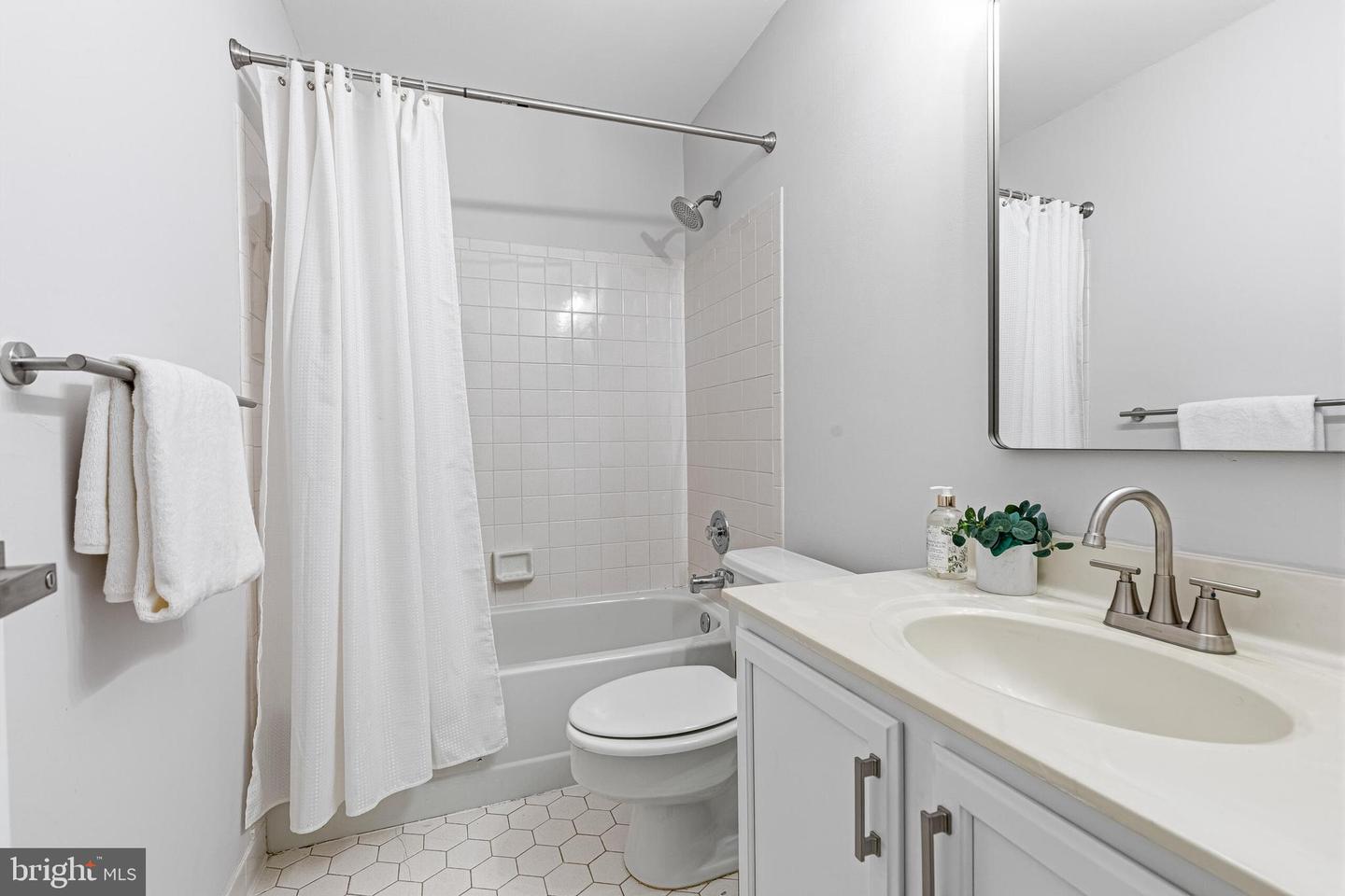 2067 Van Tuyl Pl Property Photo 33