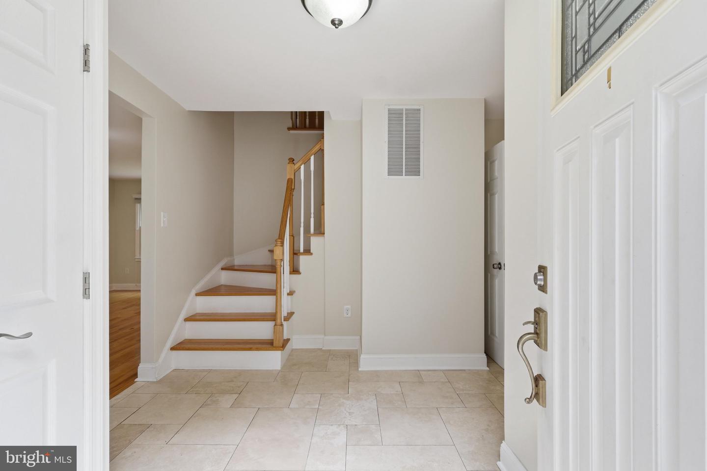 12348 Coleraine Ct Property Photo 4