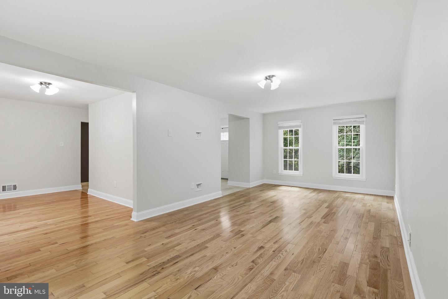 12348 Coleraine Ct Property Photo 8