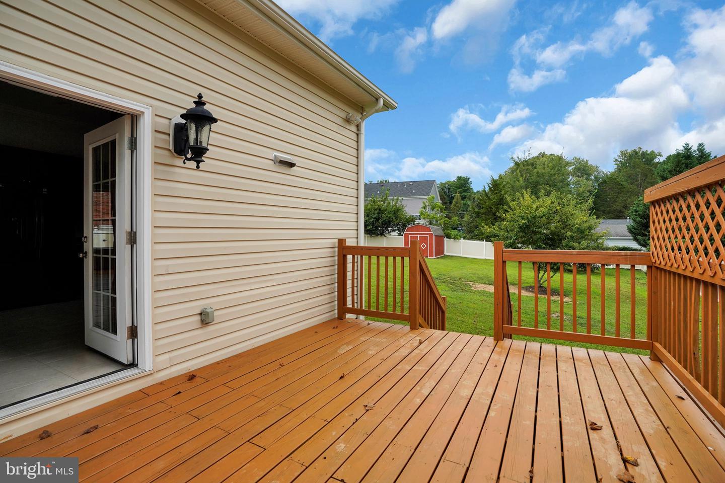 5017 Laburch Ln Property Photo 16