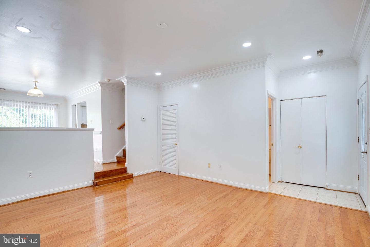 9414 Packard Way Property Photo 2