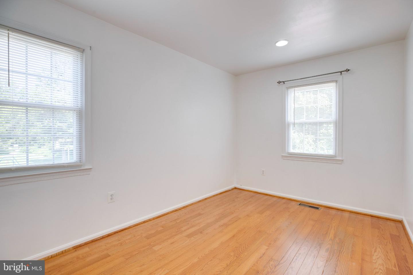 9414 Packard Way Property Photo 7
