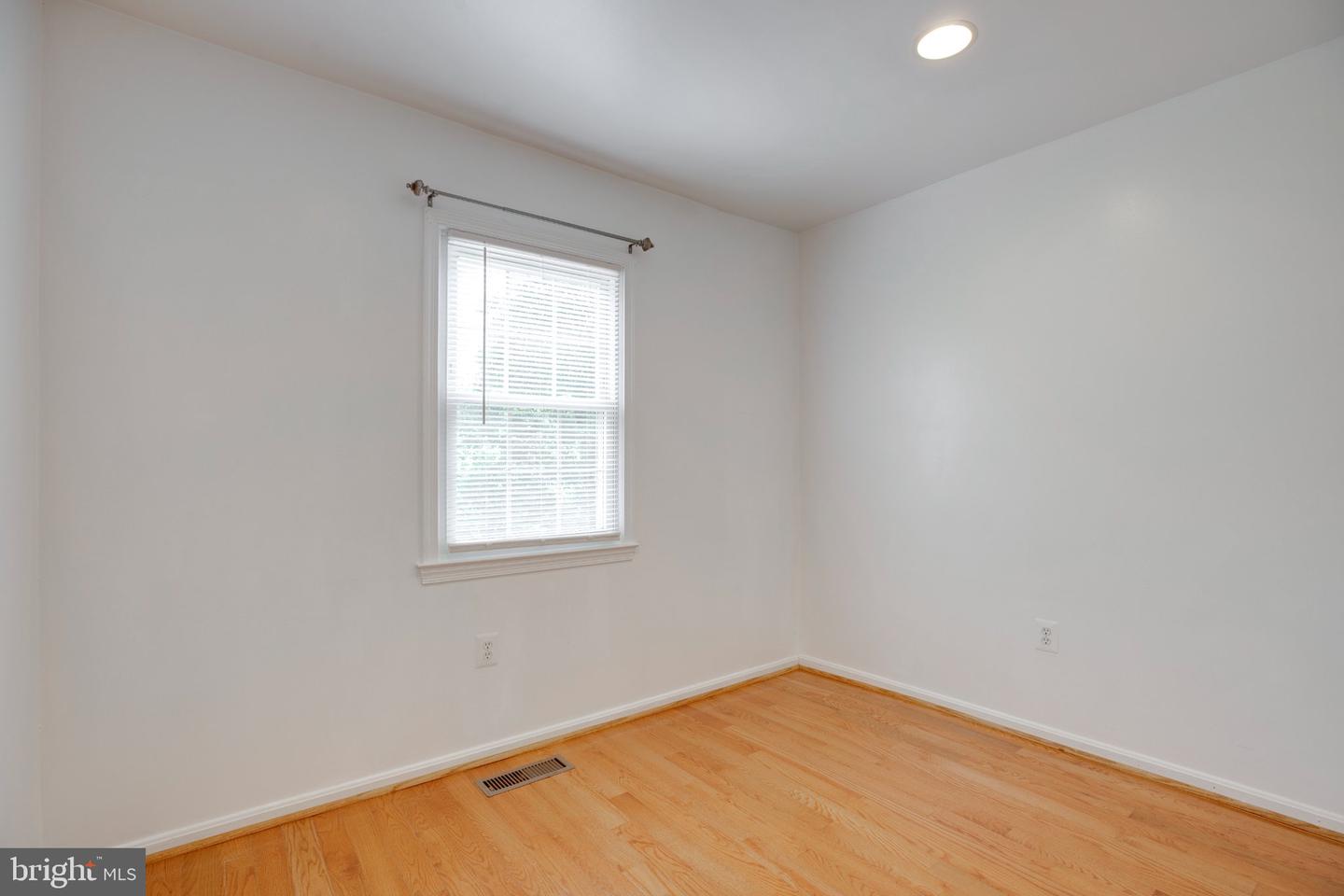 9414 Packard Way Property Photo 8