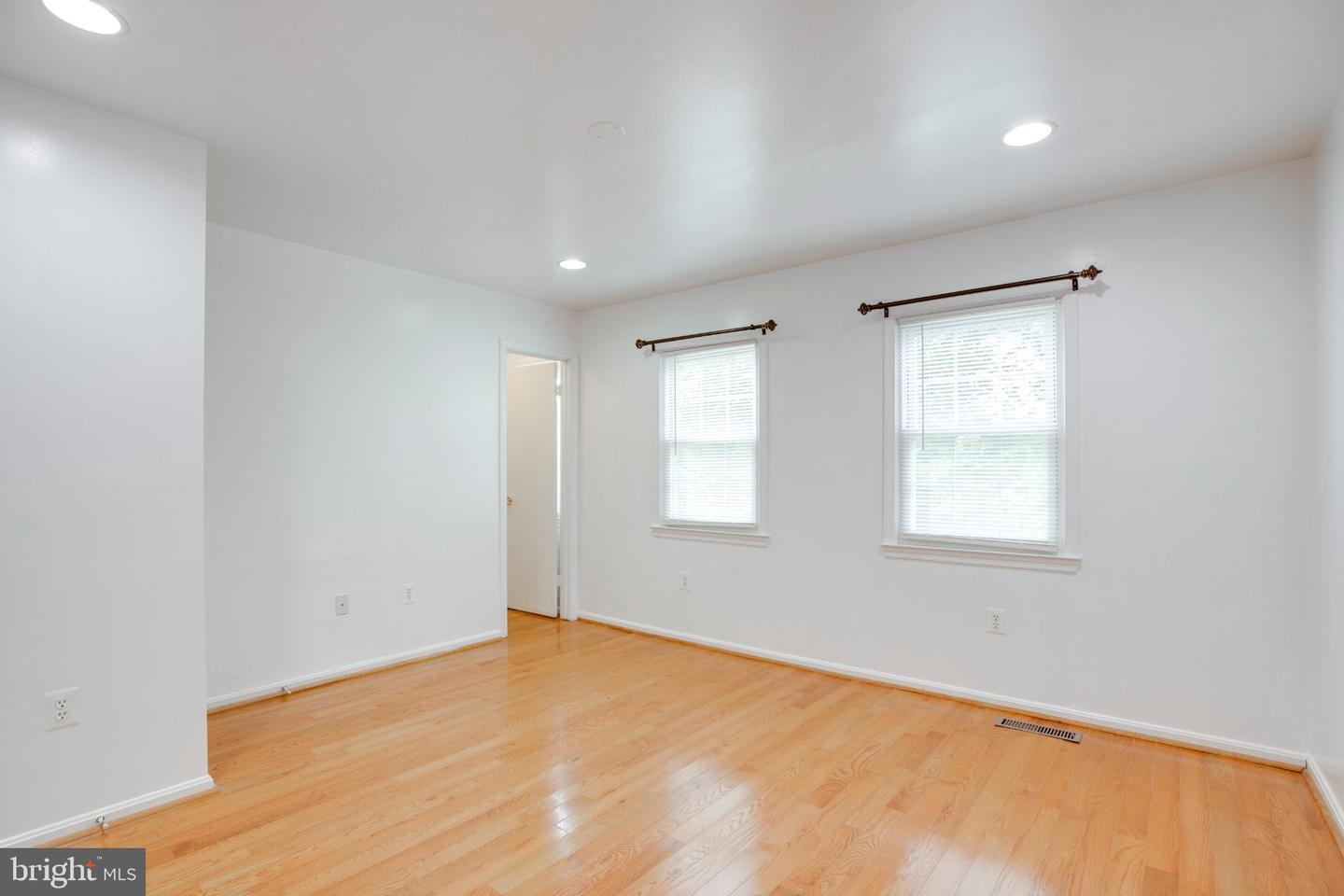 9414 Packard Way Property Photo 9