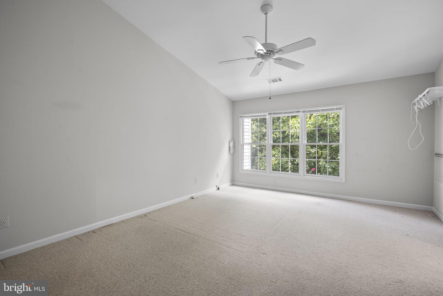 6631 Thurlton Dr Property Photo 14
