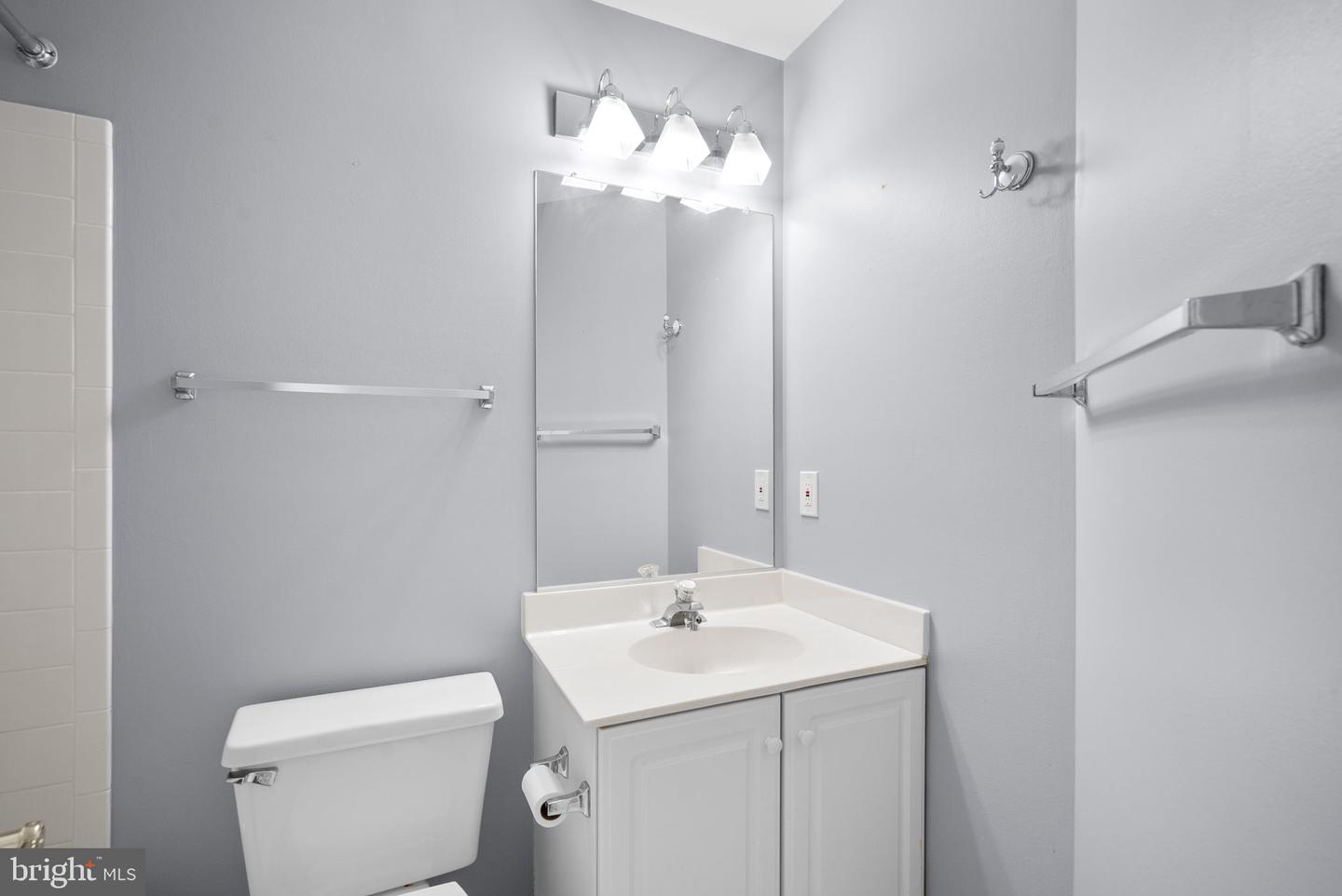 6631 Thurlton Dr Property Photo 20