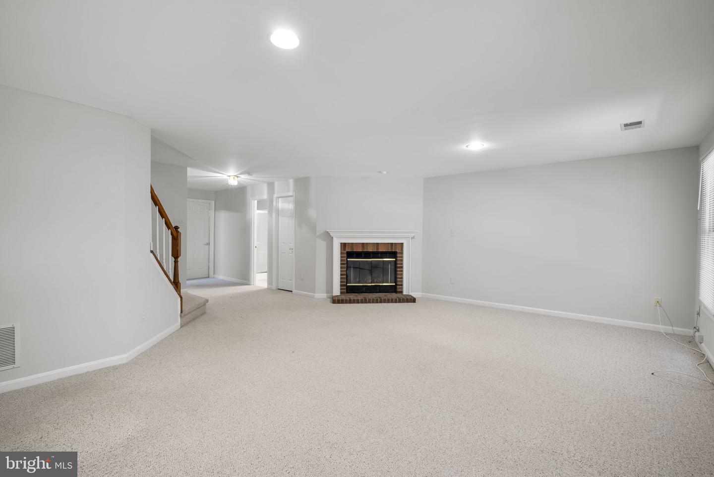 6631 Thurlton Dr Property Photo 24