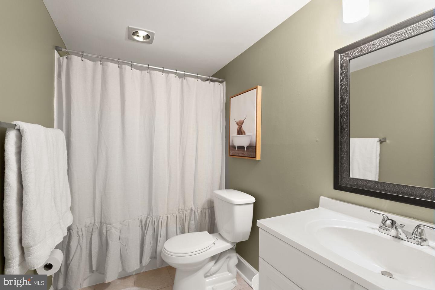 7651 Tremayne Pl #211 Property Photo 23
