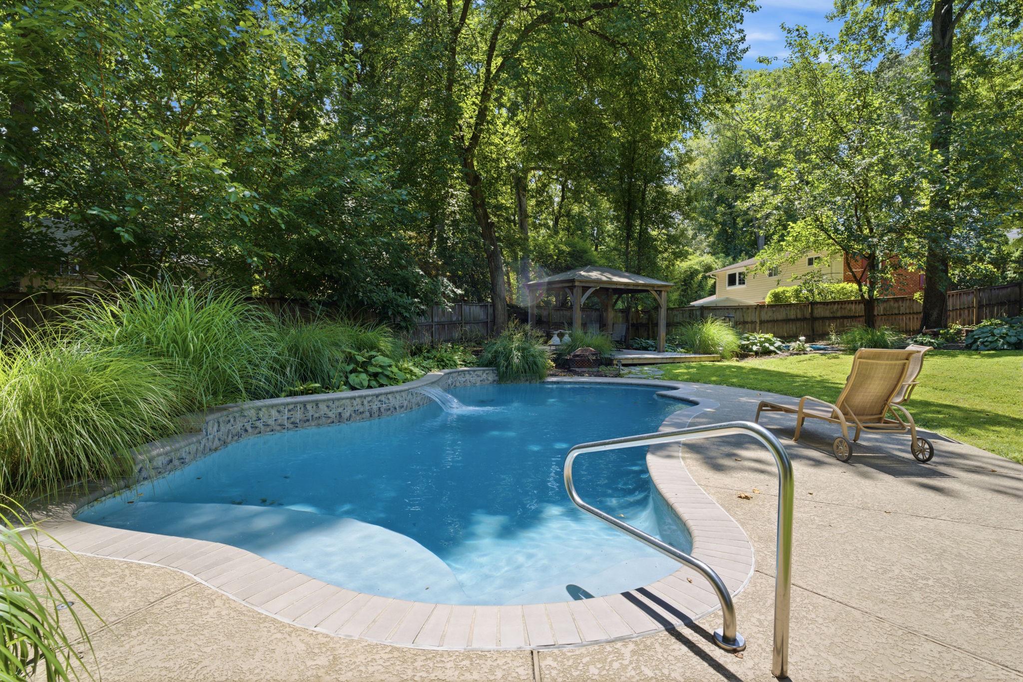 8923 Cromwell Property Photo 42