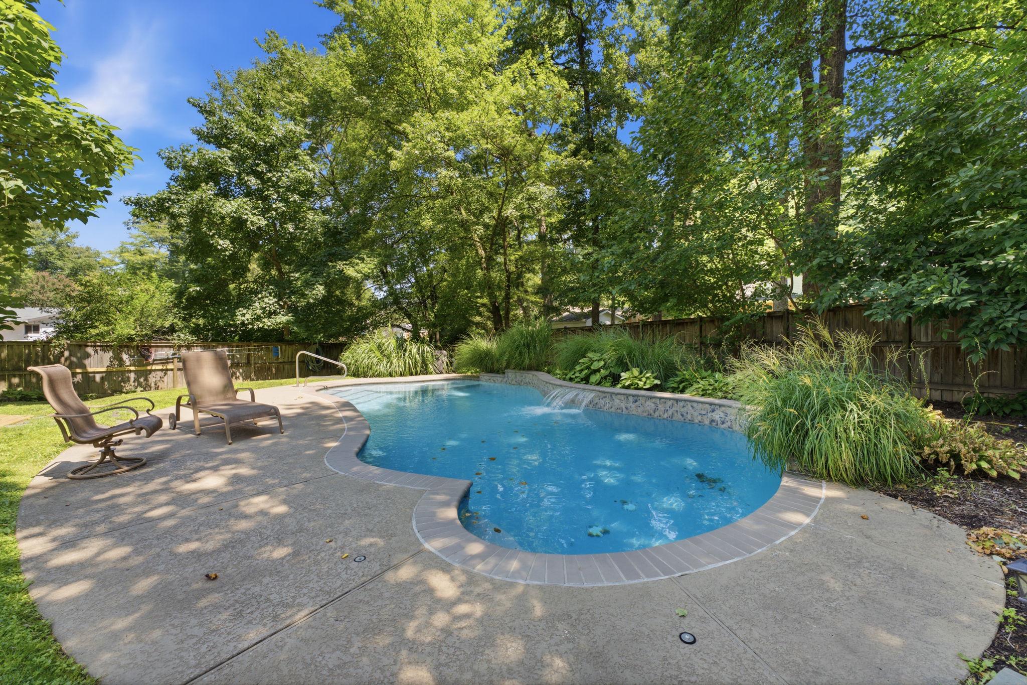 8923 Cromwell Property Photo 43