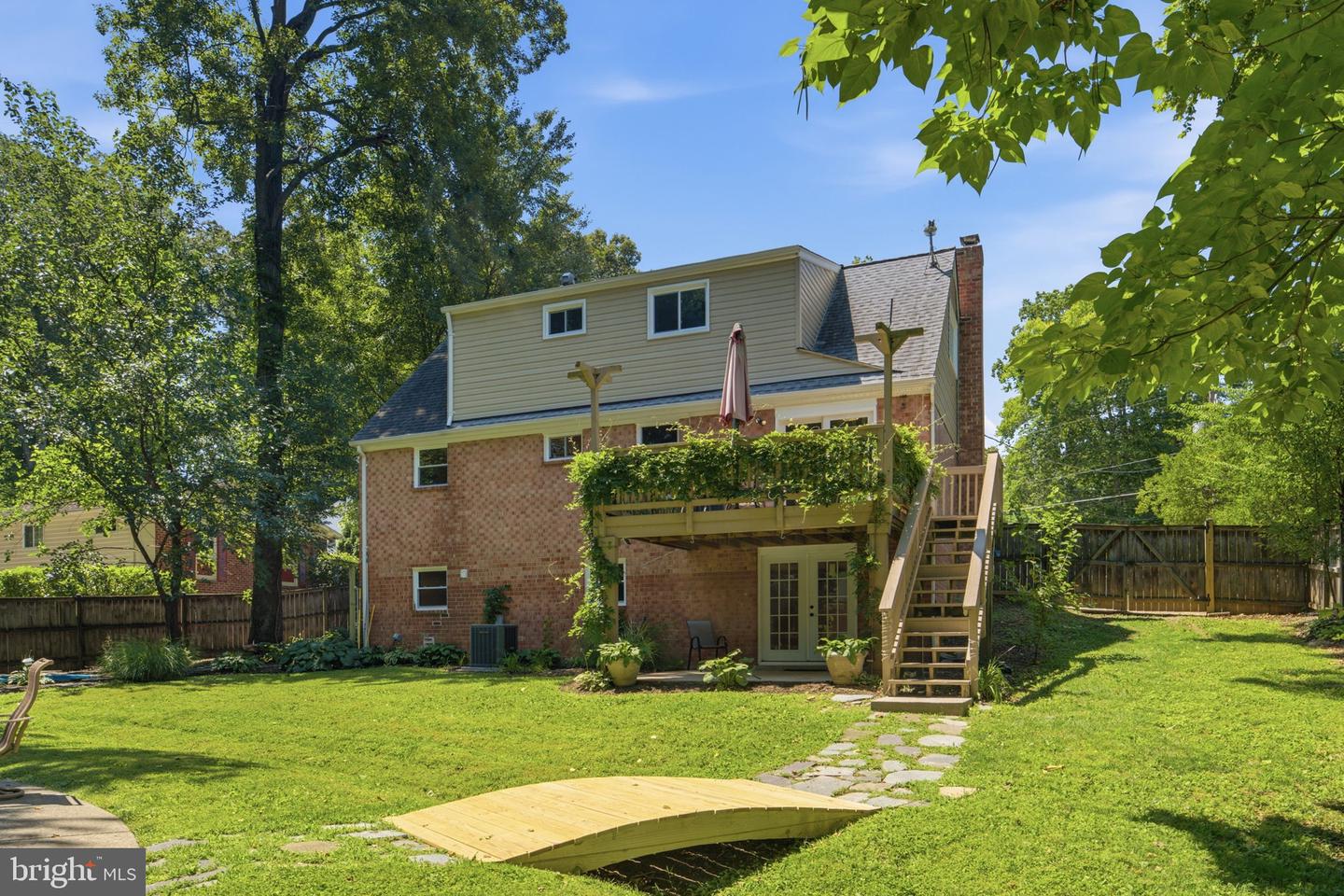 8923 Cromwell Property Photo 48