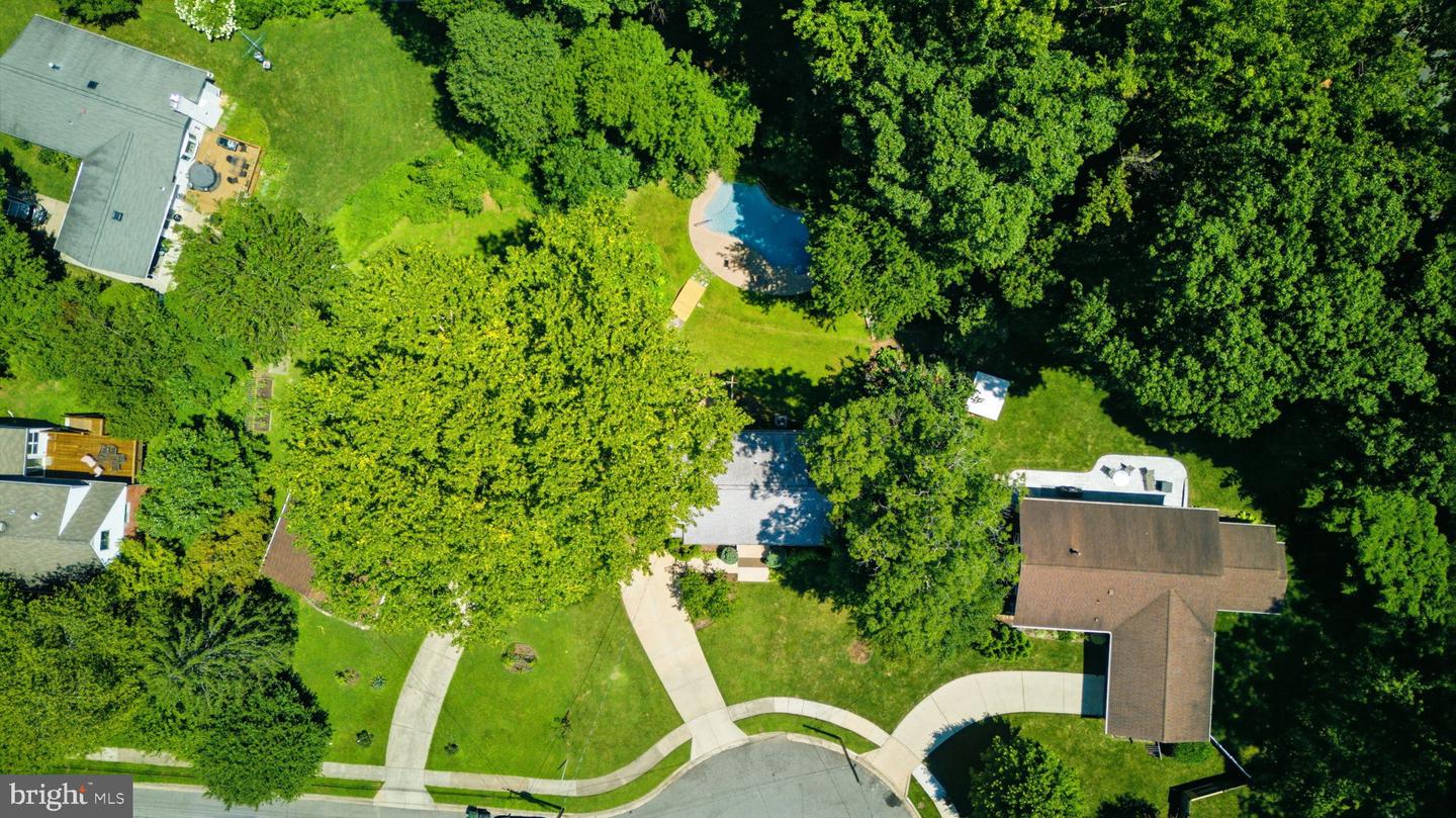 8923 Cromwell Property Photo 52
