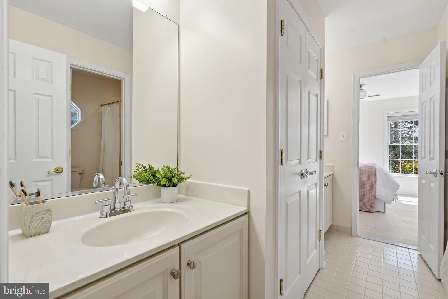 3515 Devon Dr Property Photo 28