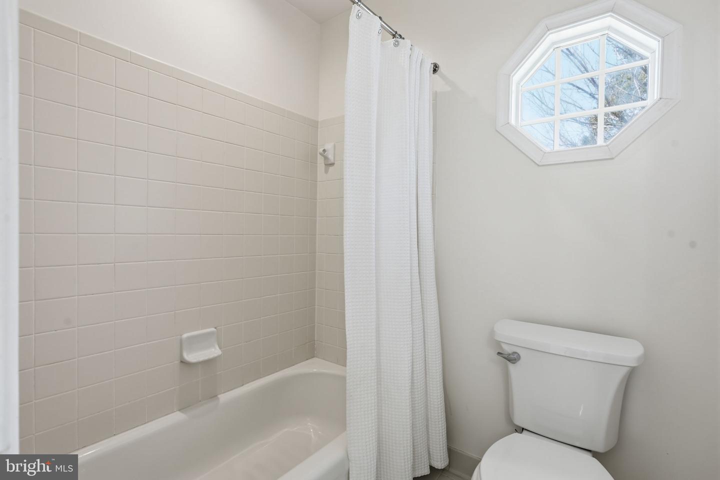 3515 Devon Dr Property Photo 29