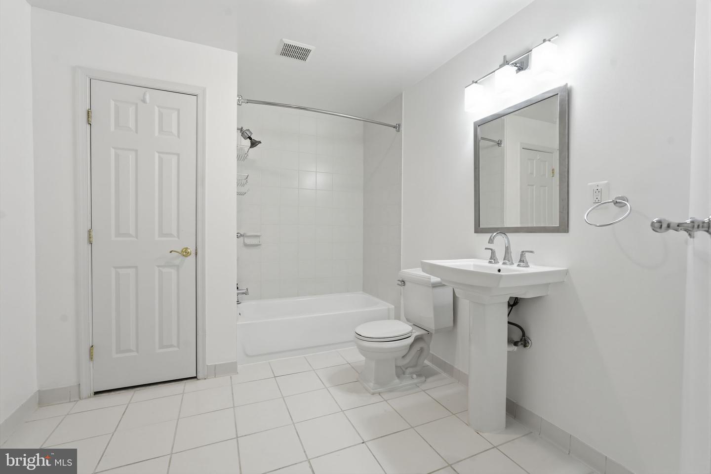 3515 Devon Dr Property Photo 33