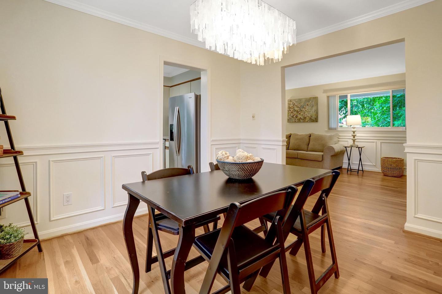 8447 Thames St Property Photo 11