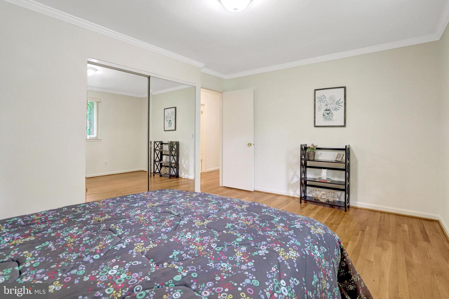 8447 Thames St Property Photo 31