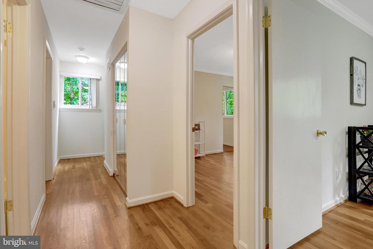 8447 Thames St Property Photo 34