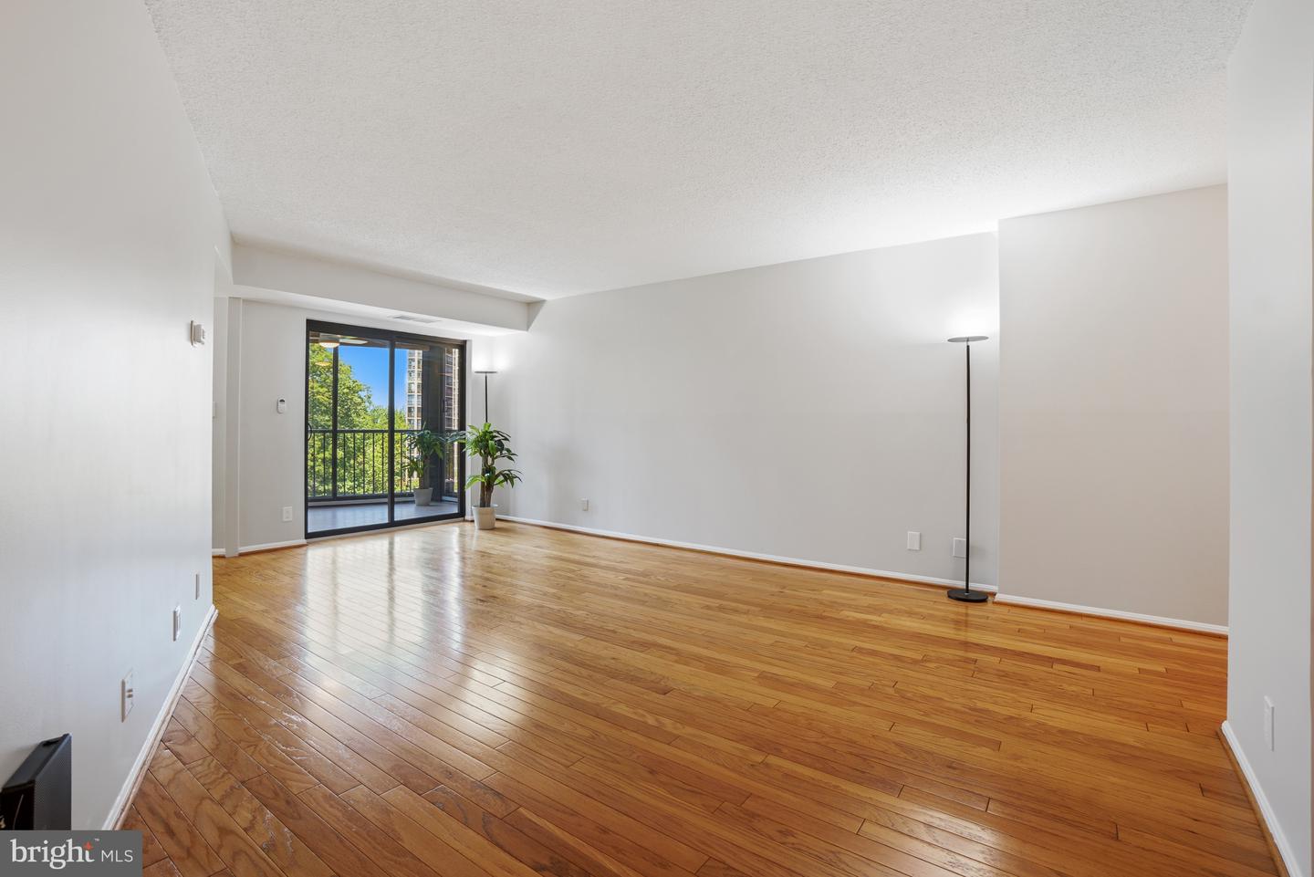 5904 Mount Eagle Dr #711 Property Photo 6