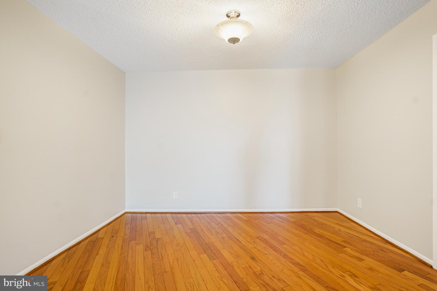 5904 Mount Eagle Dr #711 Property Photo 13
