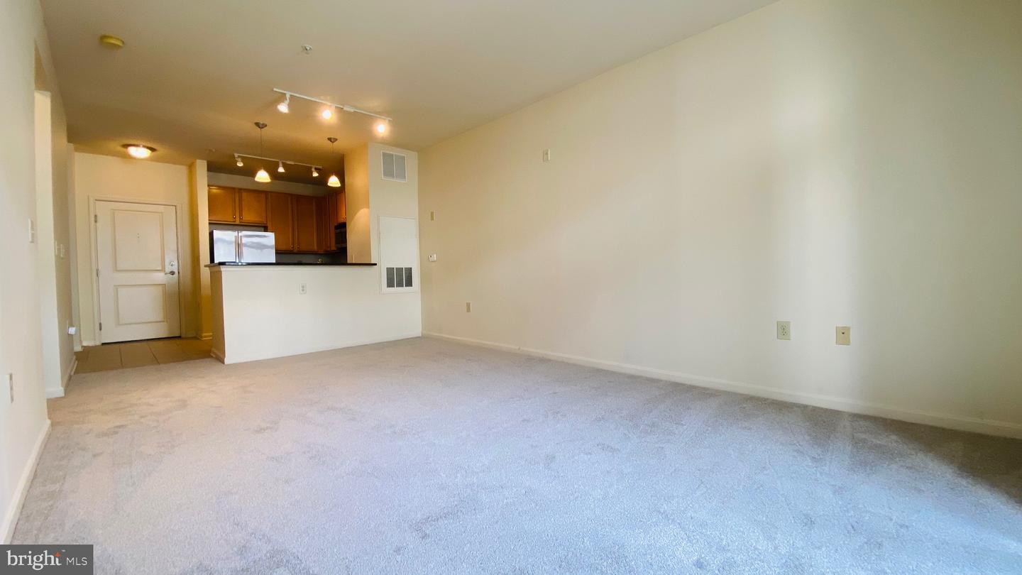 2665 Prosperity Ave #307 Property Photo 7