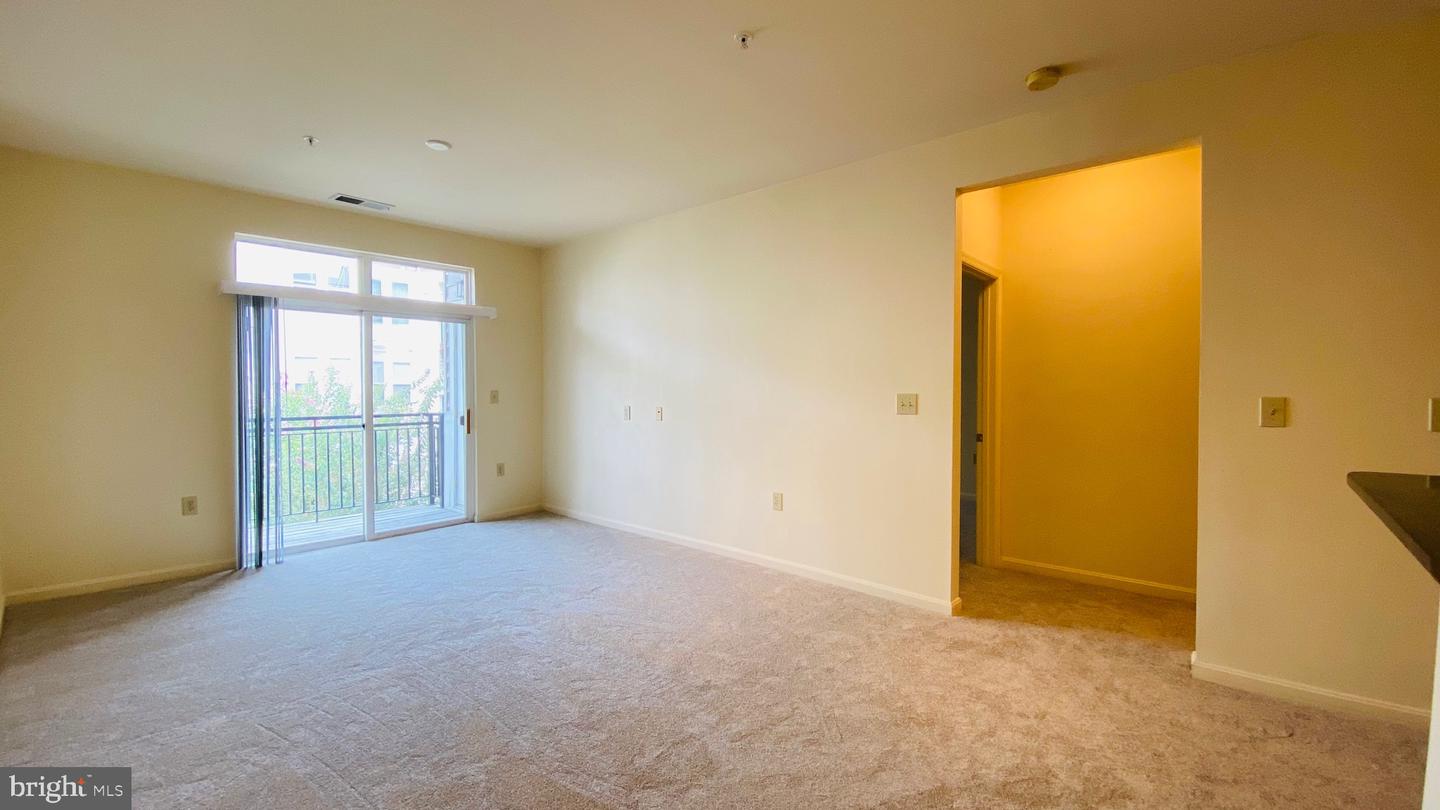2665 Prosperity Ave #307 Property Photo 9