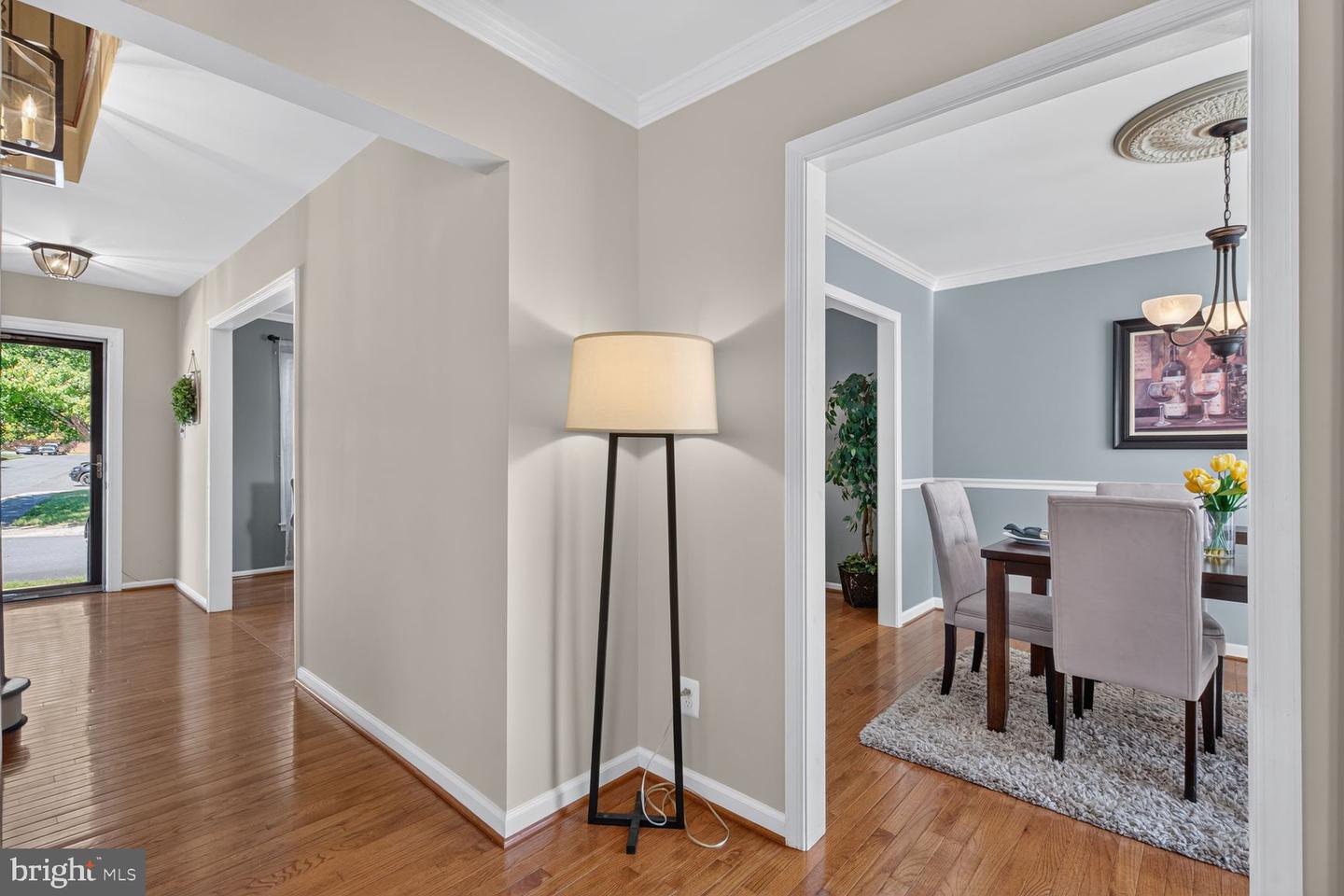 8449 Lakinhurst Ln Property Photo 18