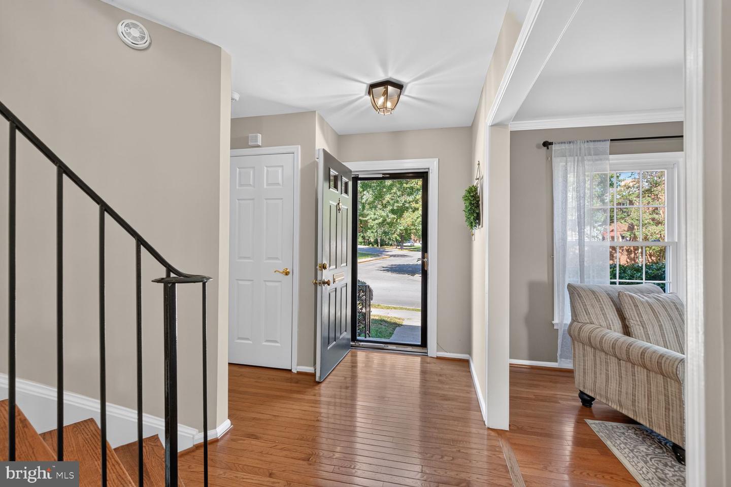 8449 Lakinhurst Ln Property Photo 22