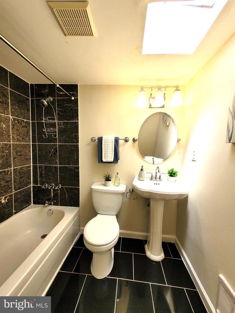 3911 Shelley Ln Property Photo 46