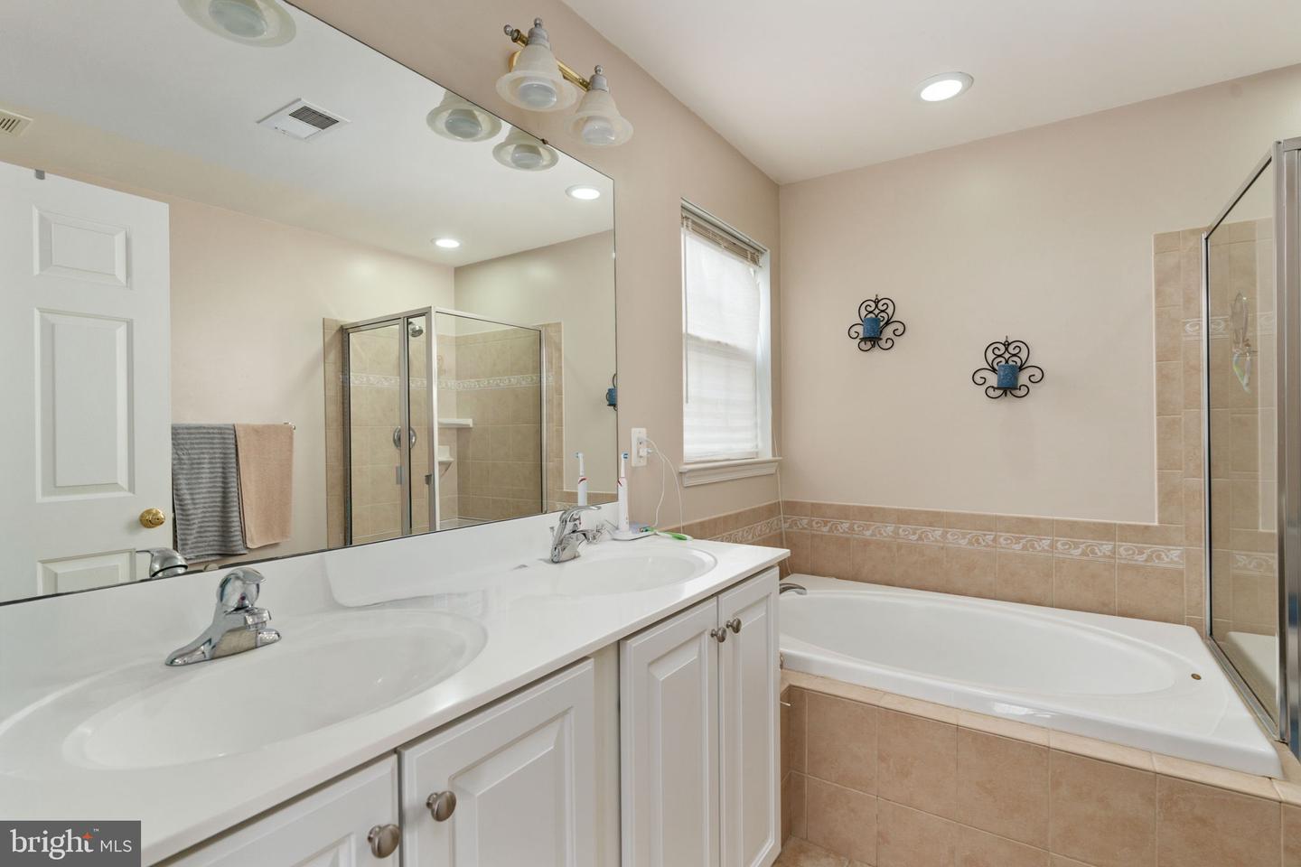 8945 Wynnefield Ct Property Photo 40