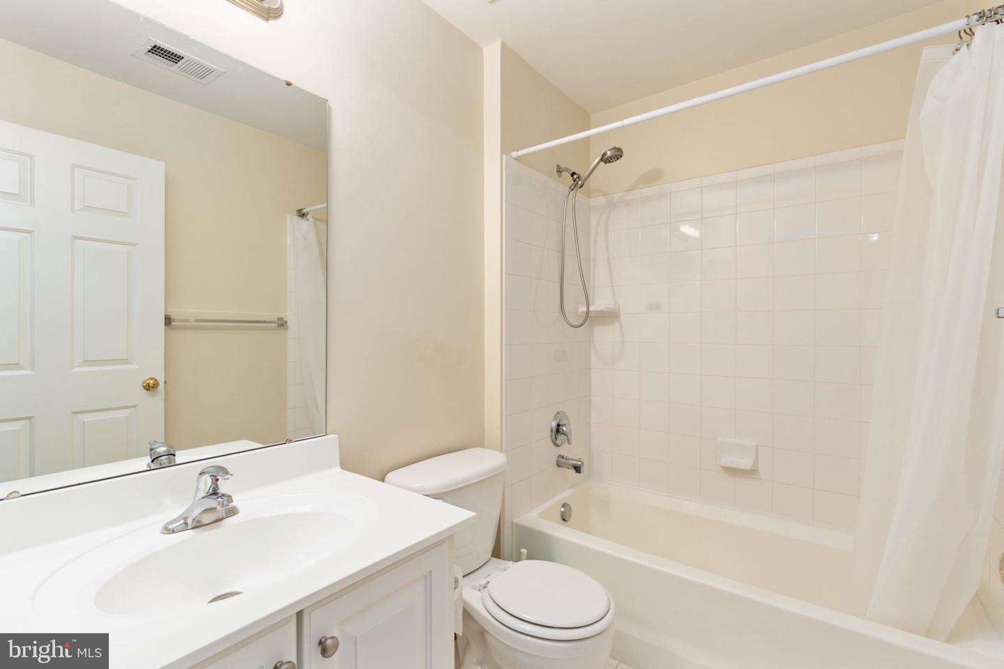 8945 Wynnefield Ct Property Photo 46