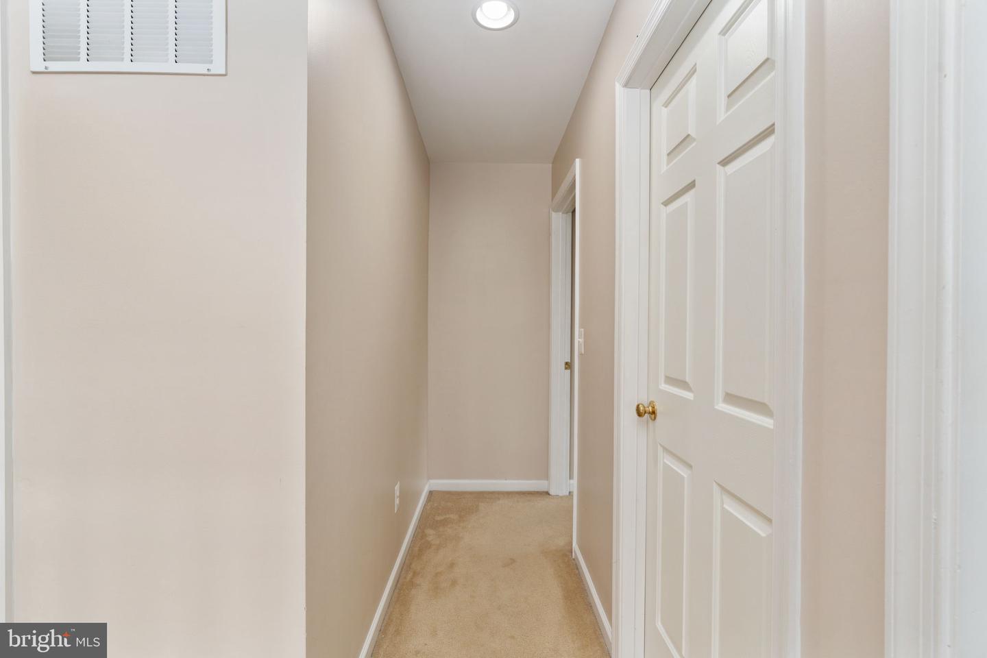 8945 Wynnefield Ct Property Photo 50